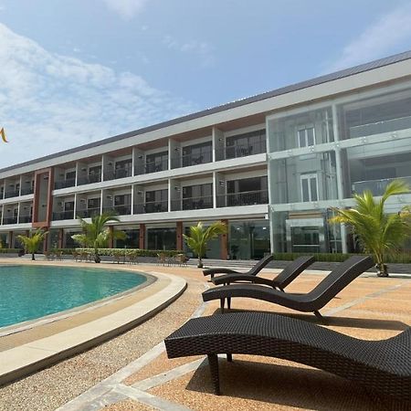 River Palm Hotel And Resort Powered By Cocotel Bugallon 外观 照片